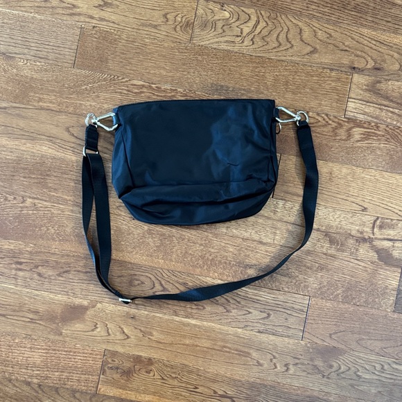 Lululemon Festival Bag - Picture 7 of 7